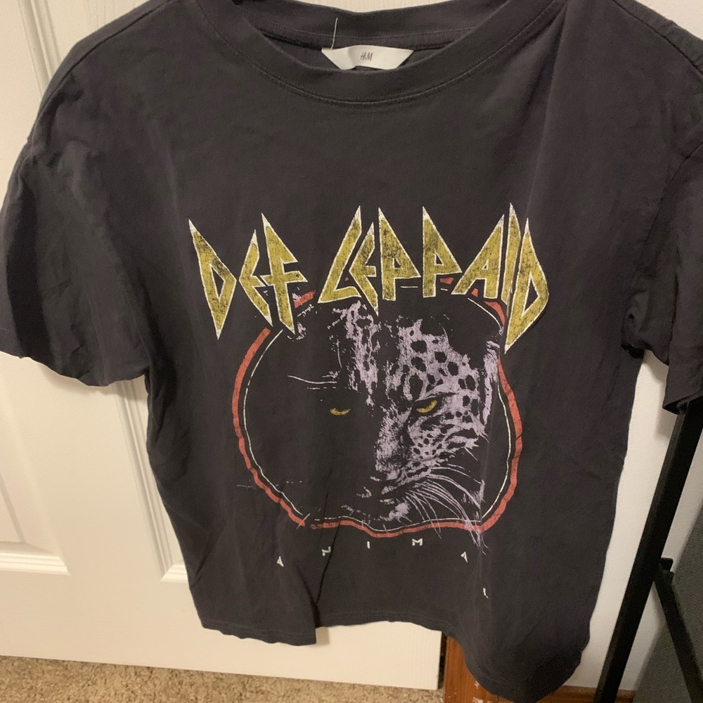 Def Leppard band tee